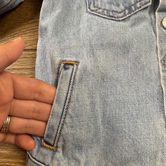 Gap x Disney Mickey Mouse Jean Jacket 5Y Snap Closure, DIsney World Disney Land - Picture 4 of 10